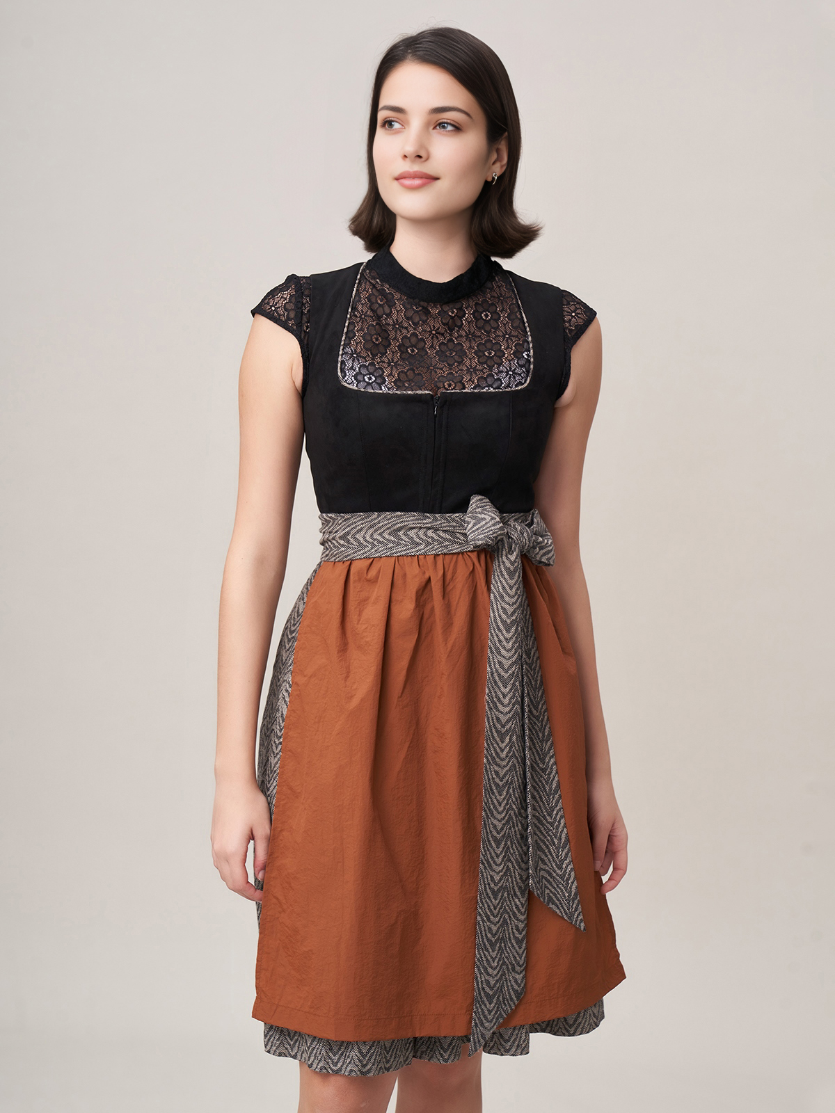 Traditionelles Dirndl in Schwarz von Ja Mei