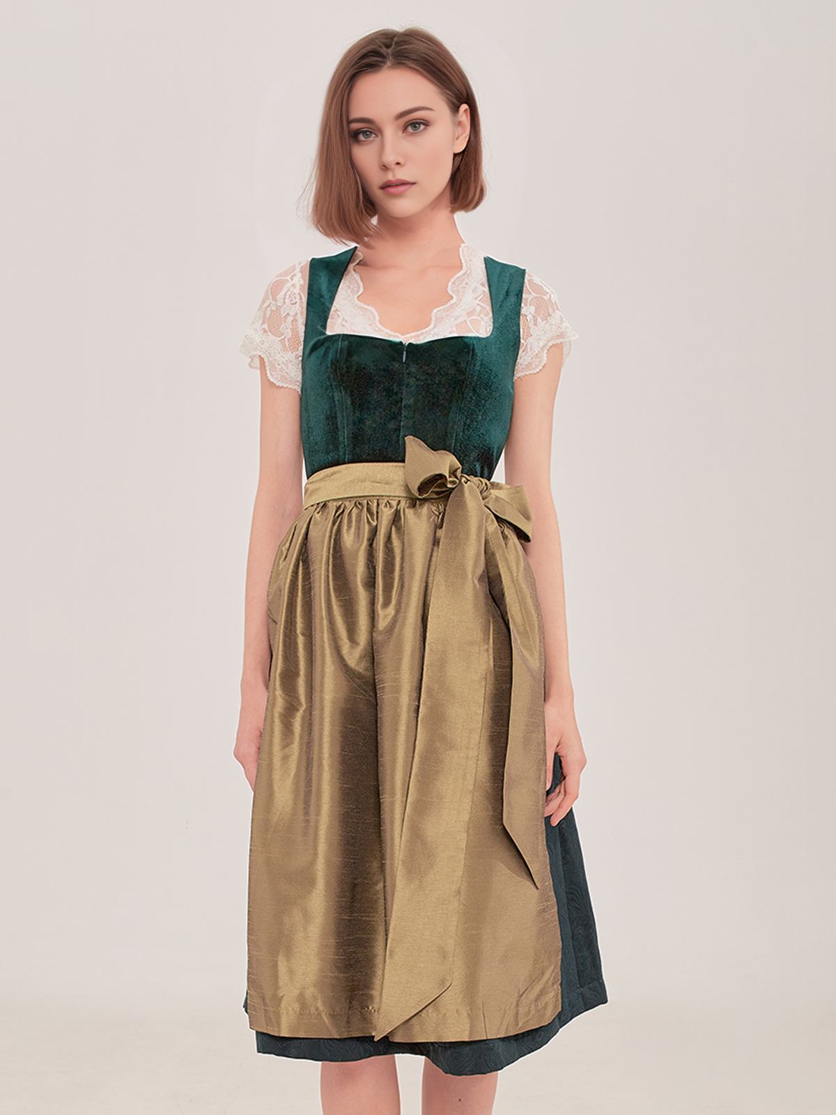 Modernes Dirndl in Grün