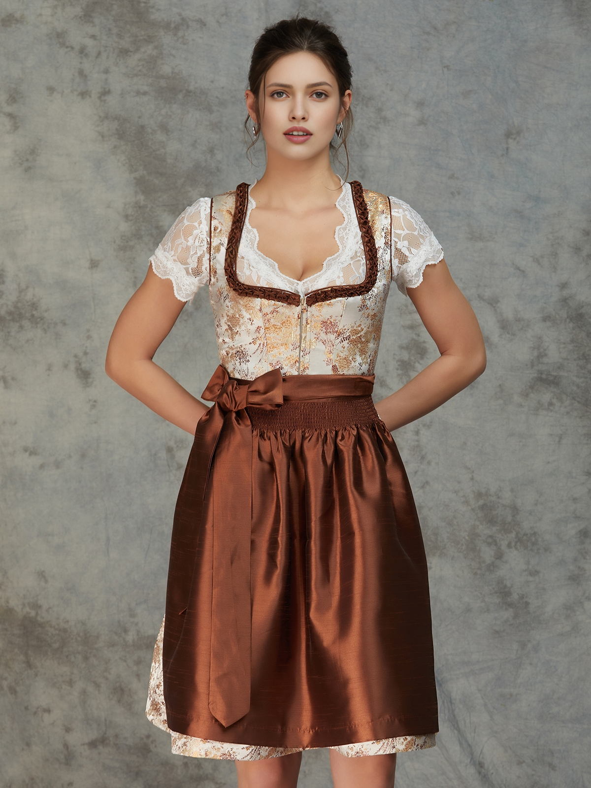 Modernes Ja Mei Dirndl in Gelb